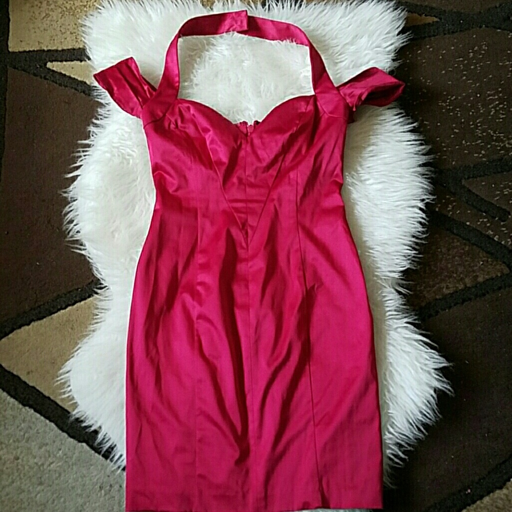 Off the shoulder bebe dress